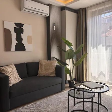 Chic Cozy 2Br W Balcony - Nisantasi Istambul