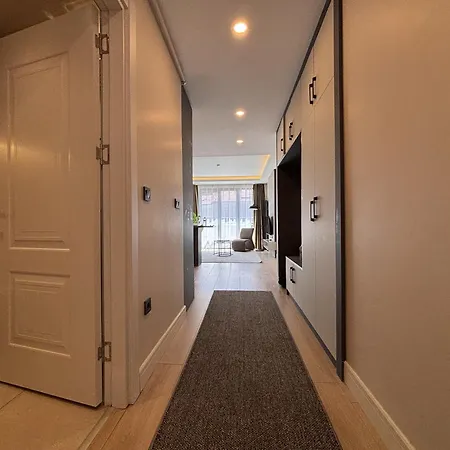 Chic Cozy 2Br W Balcony - Nisantasi