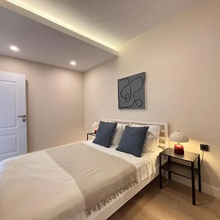 Chic Cozy 2Br W Balcony - Nisantasi