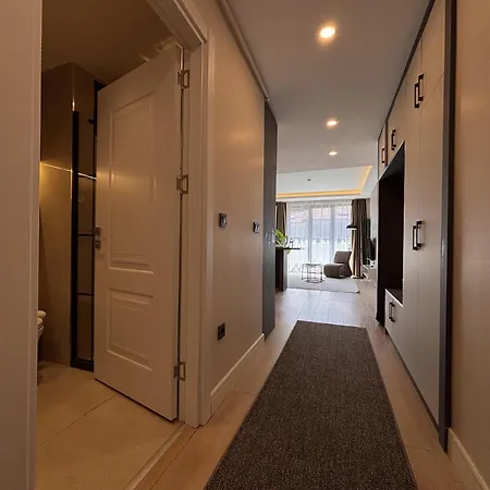Chic Cozy 2Br W Balcony - Nisantasi * Istambul