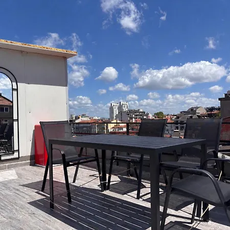 Appartement Chic Cozy 2Br W Balcony - Nisantasi *