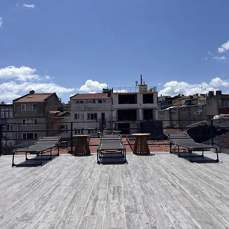 Appartement Chic Cozy 2Br W Balcony - Nisantasi *